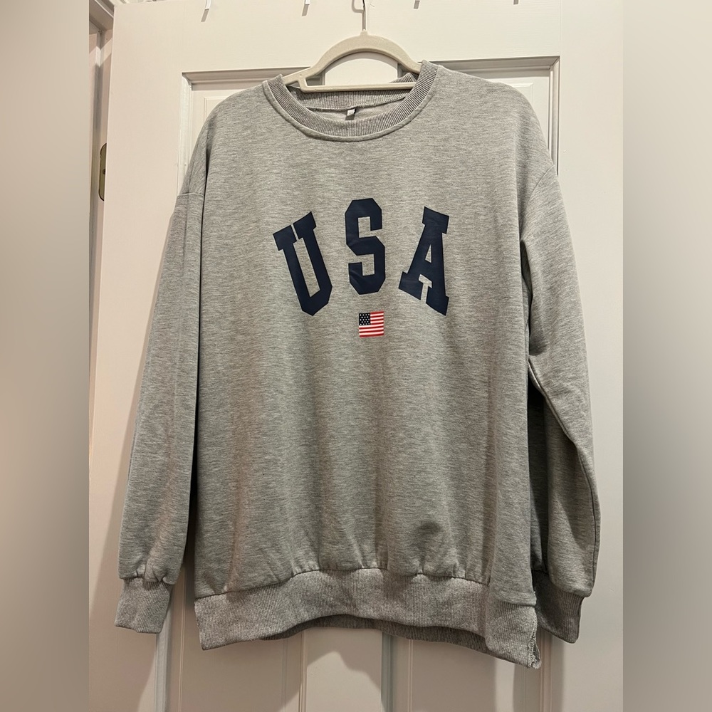 USA crewneck sweatshirt
